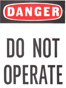 1083528_danger_do_not_operate.jpg